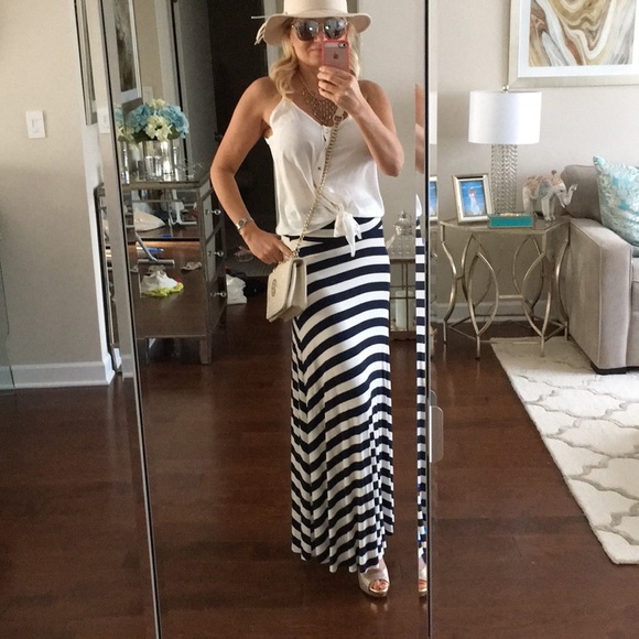 A’gaci maxi skirt - Picture 3 of 5